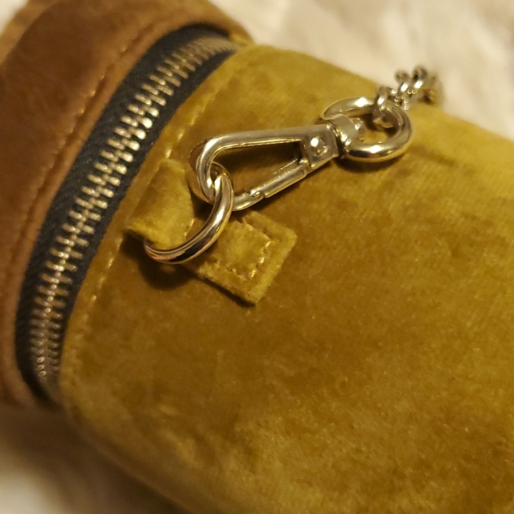 EUC Cute two-tone velvet chain strap evening bag - Picture 11 of 11